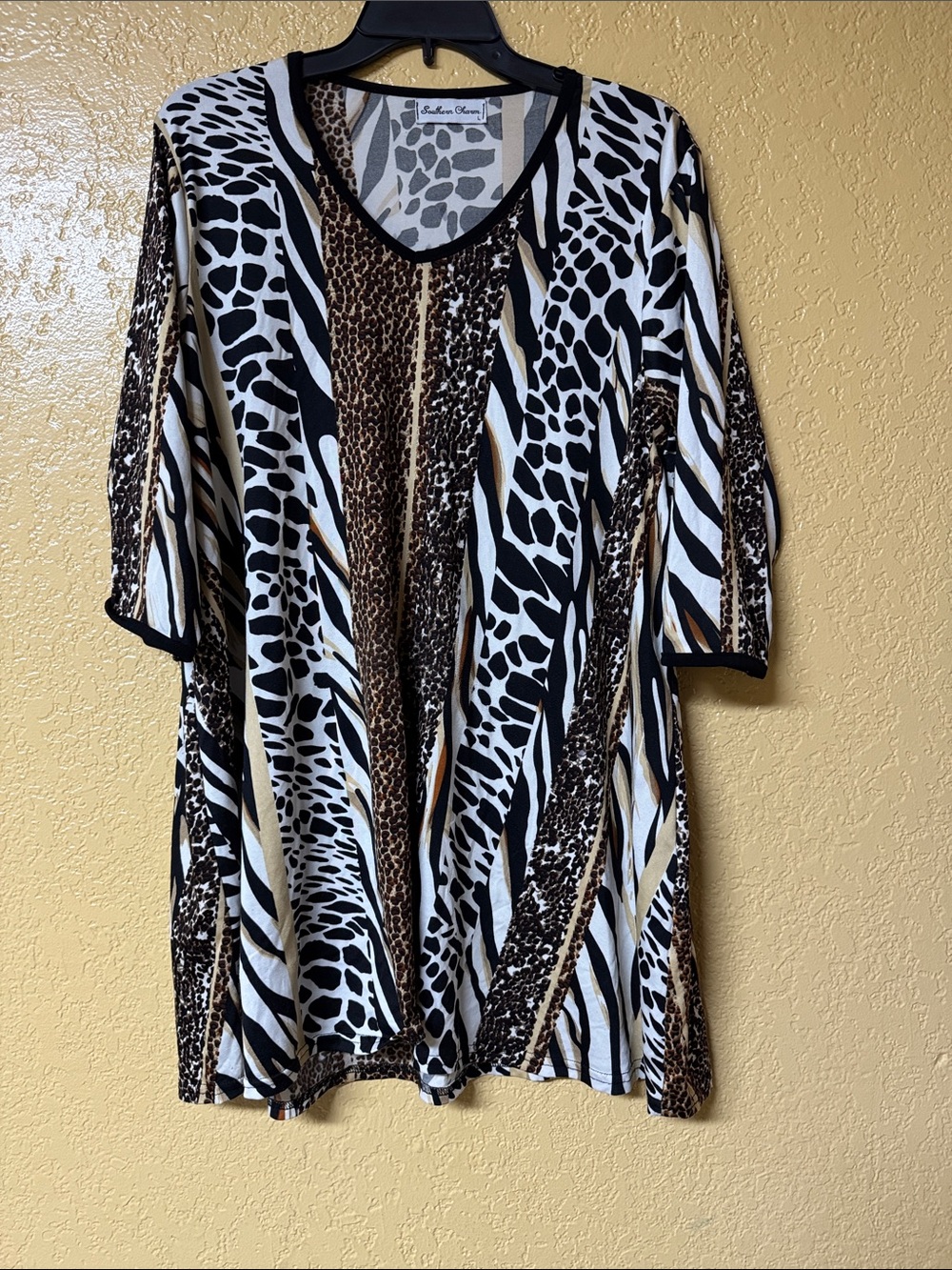 Women’s Animal-Print V-Neck Tunic Top in Black, White & Brown